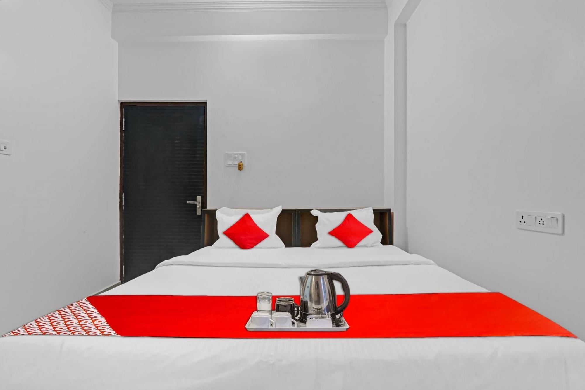 Hotel O Sai Galaxy Hotel & Restaurant Kanpur Zewnętrze zdjęcie