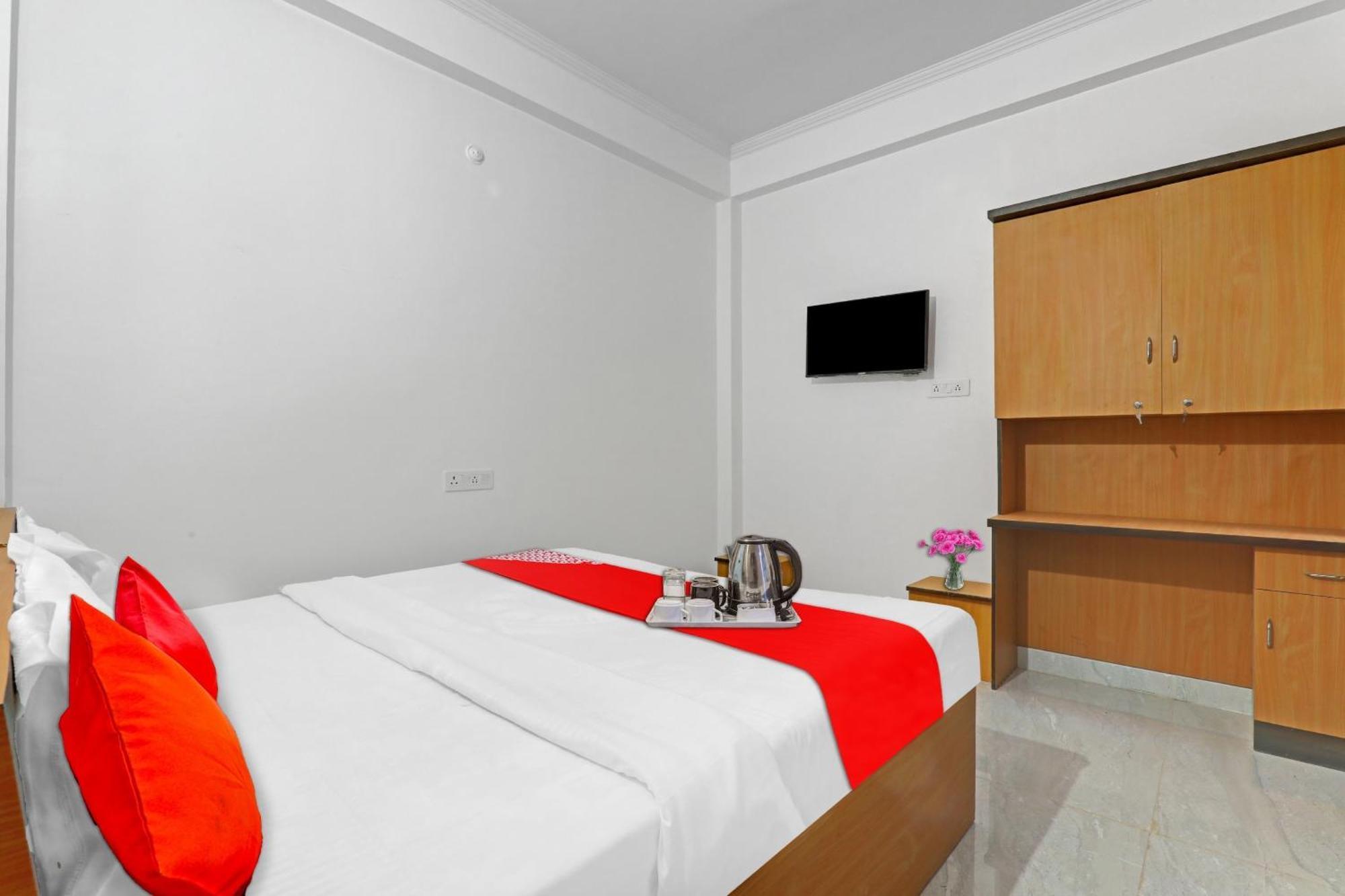 Hotel O Sai Galaxy Hotel & Restaurant Kanpur Zewnętrze zdjęcie