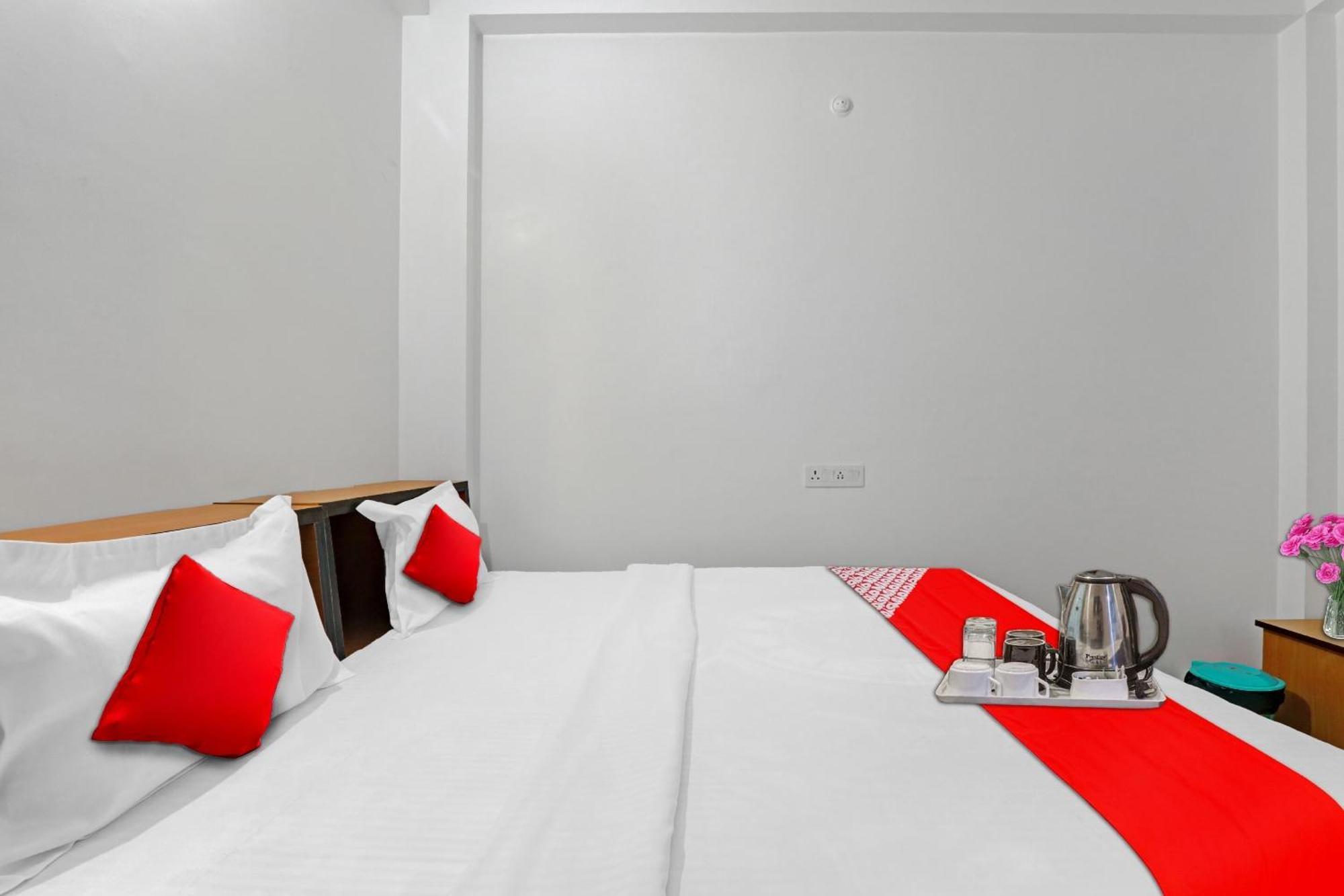 Hotel O Sai Galaxy Hotel & Restaurant Kanpur Zewnętrze zdjęcie