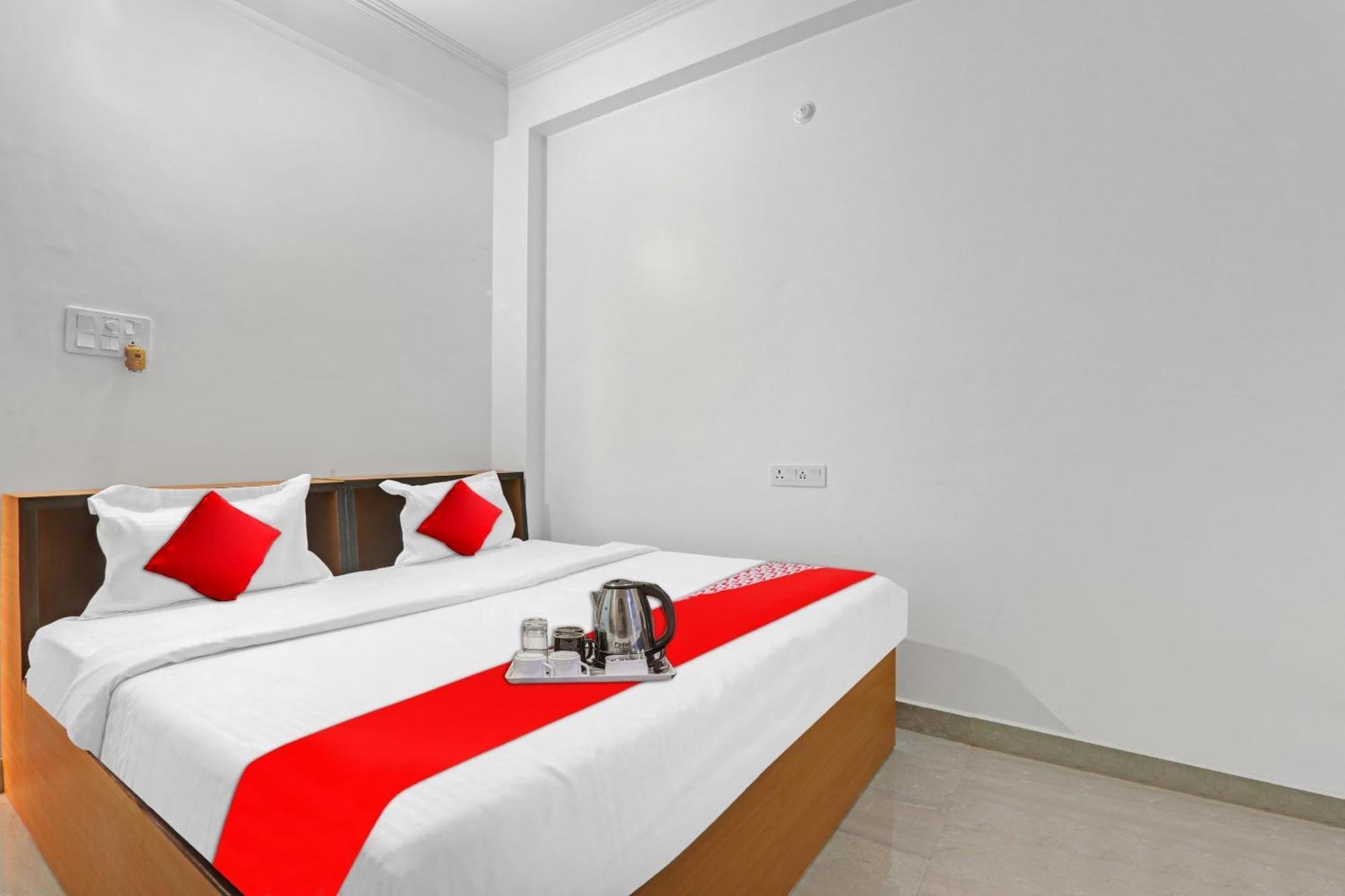 Hotel O Sai Galaxy Hotel & Restaurant Kanpur Zewnętrze zdjęcie