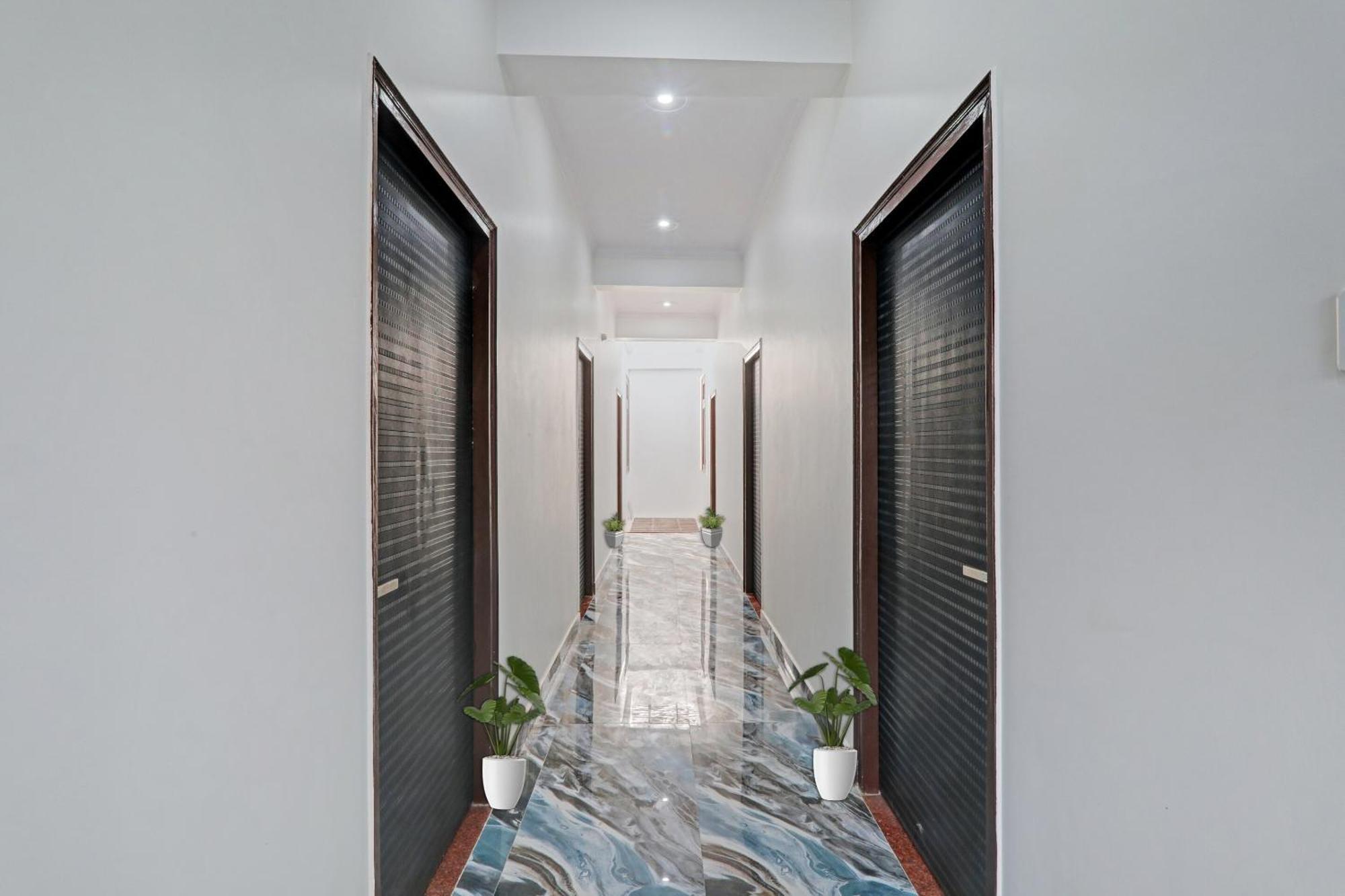 Hotel O Sai Galaxy Hotel & Restaurant Kanpur Zewnętrze zdjęcie