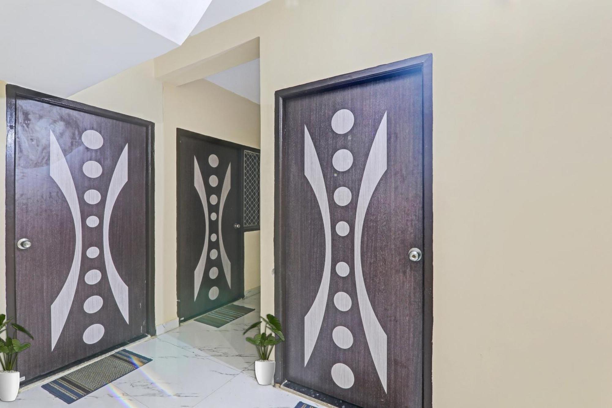 Hotel O Sai Galaxy Hotel & Restaurant Kanpur Zewnętrze zdjęcie