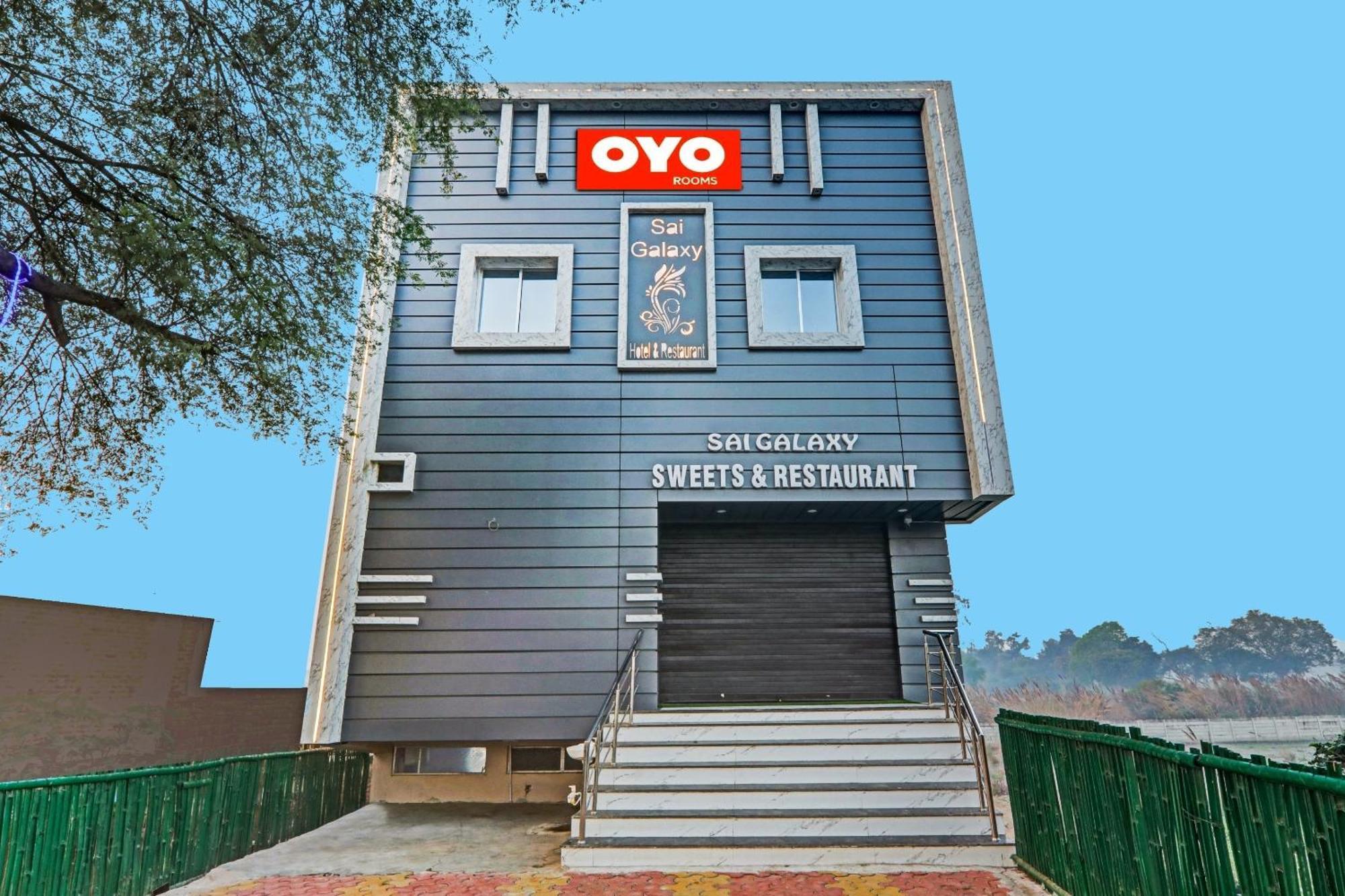 Hotel O Sai Galaxy Hotel & Restaurant Kanpur Zewnętrze zdjęcie